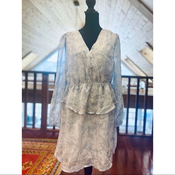 Simplee White & Blue Floral Ruffle Bishop Sleeve Romantic Spring Dress - Picture 4 of 13